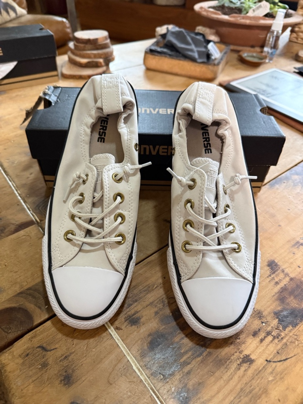 Converse Slip-On Soreline Low-Top Sneakers in Putty-NIB
